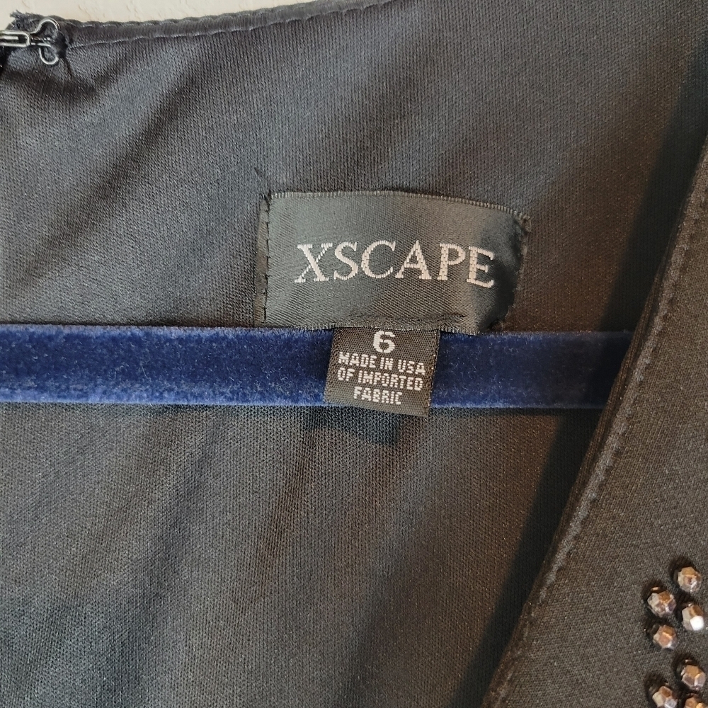 NWT Xscape Women's Ruched Off-The-Shoulder Gown in Gunmetal Black - Picture 12 of 14